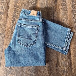 American Eagle 90s Straight Leg Jeans